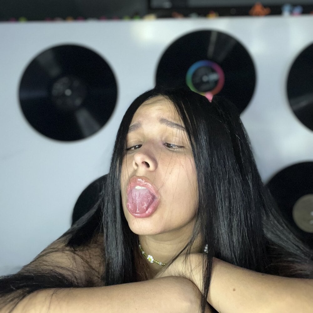 Annya-sweet