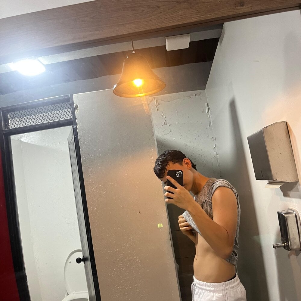 Axel_Cody_