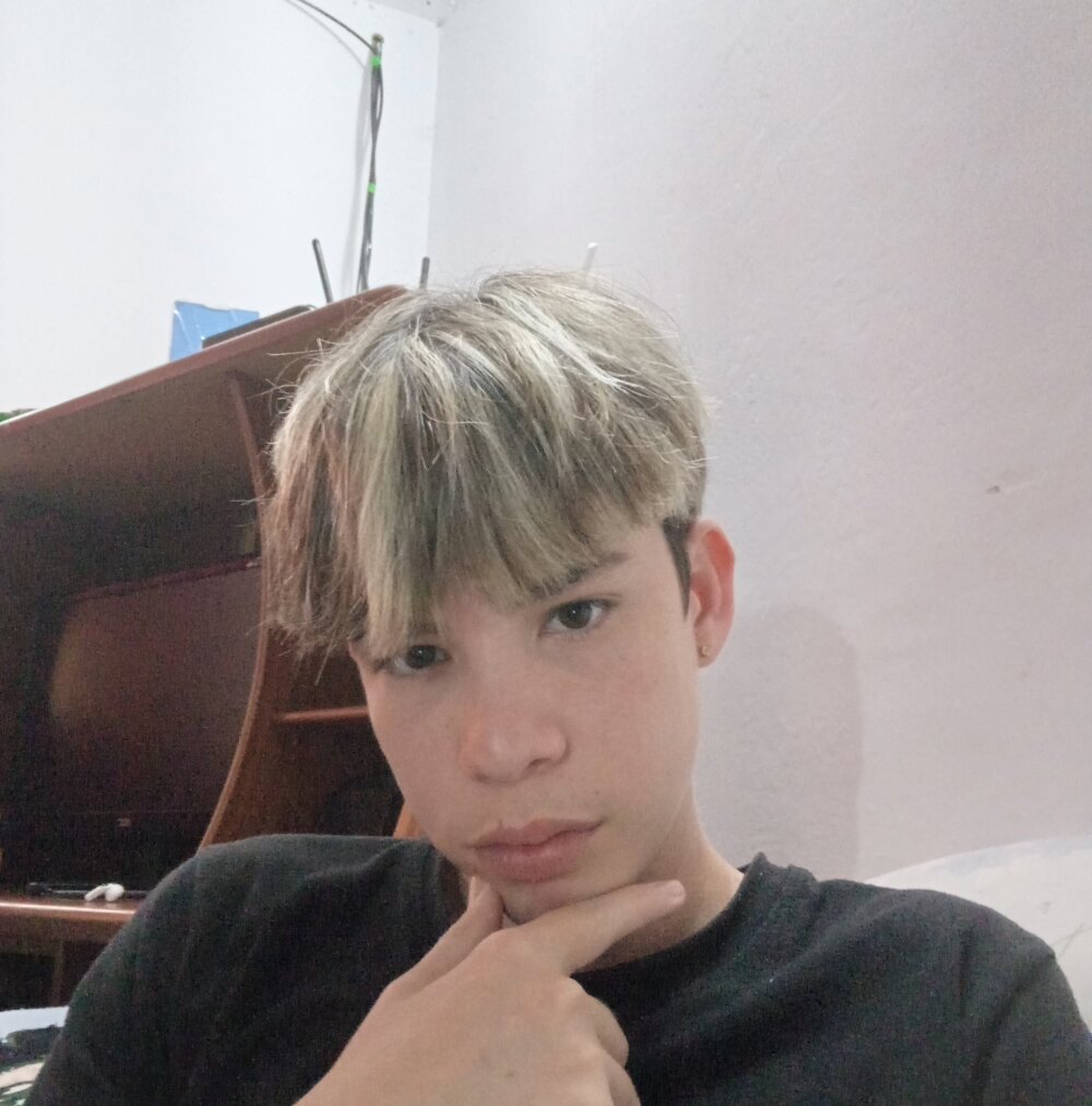 CUB4N1TX_xx