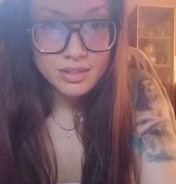 CarolineGlow_