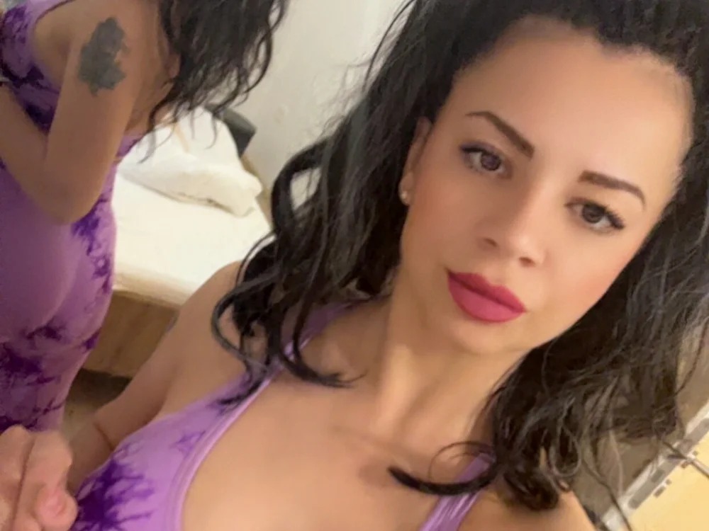 Charlize29