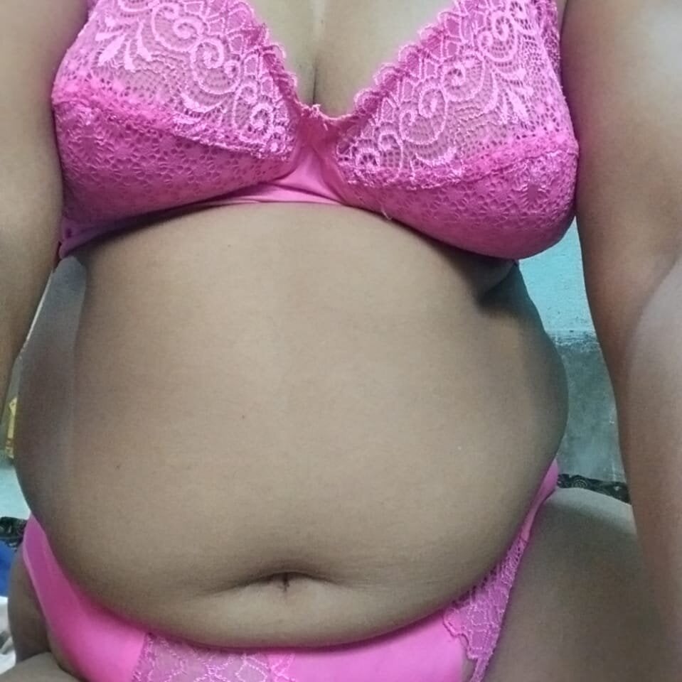 Desi_Lilly01