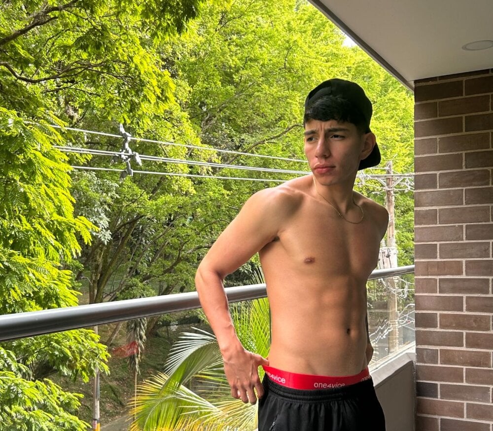 EstebaanPlay