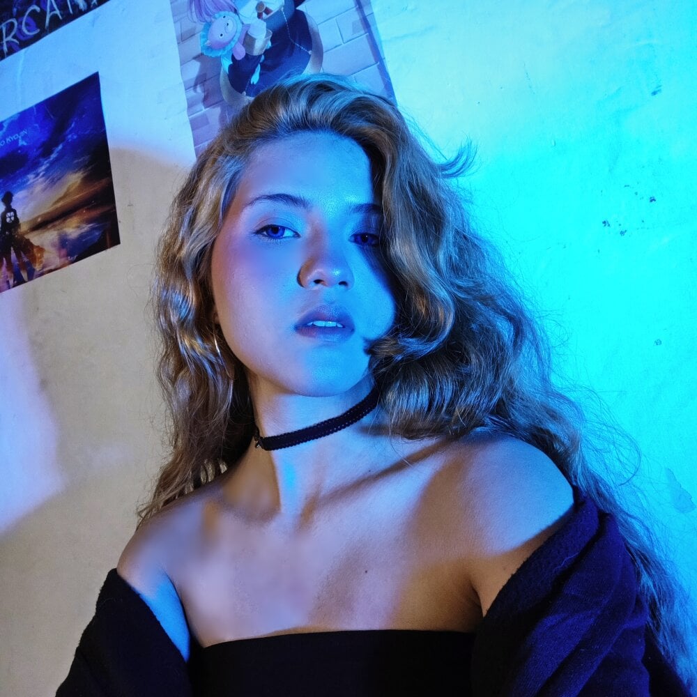 Kitty-midninght