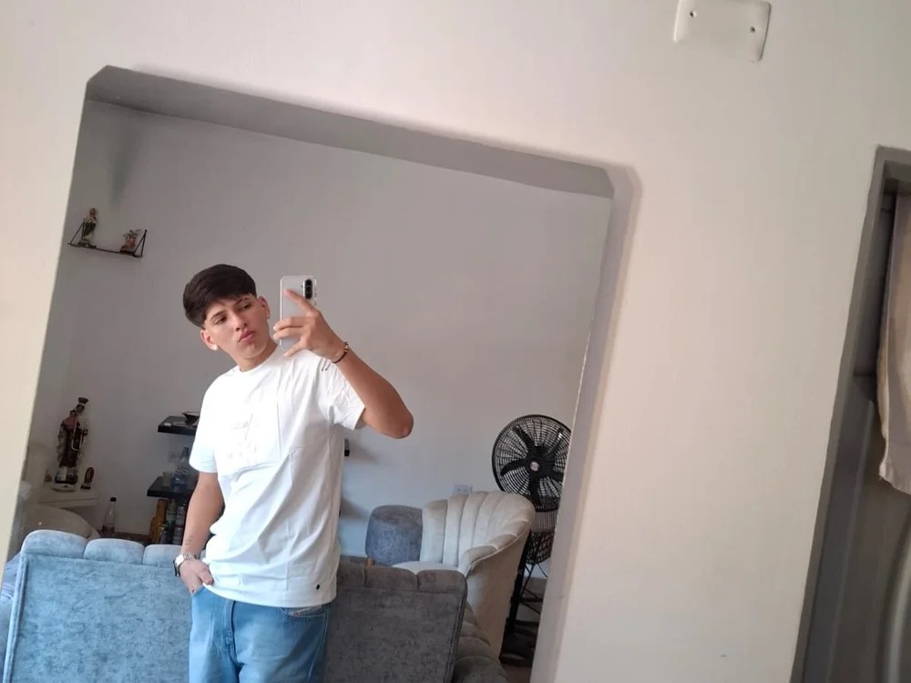 MenOnlyHot