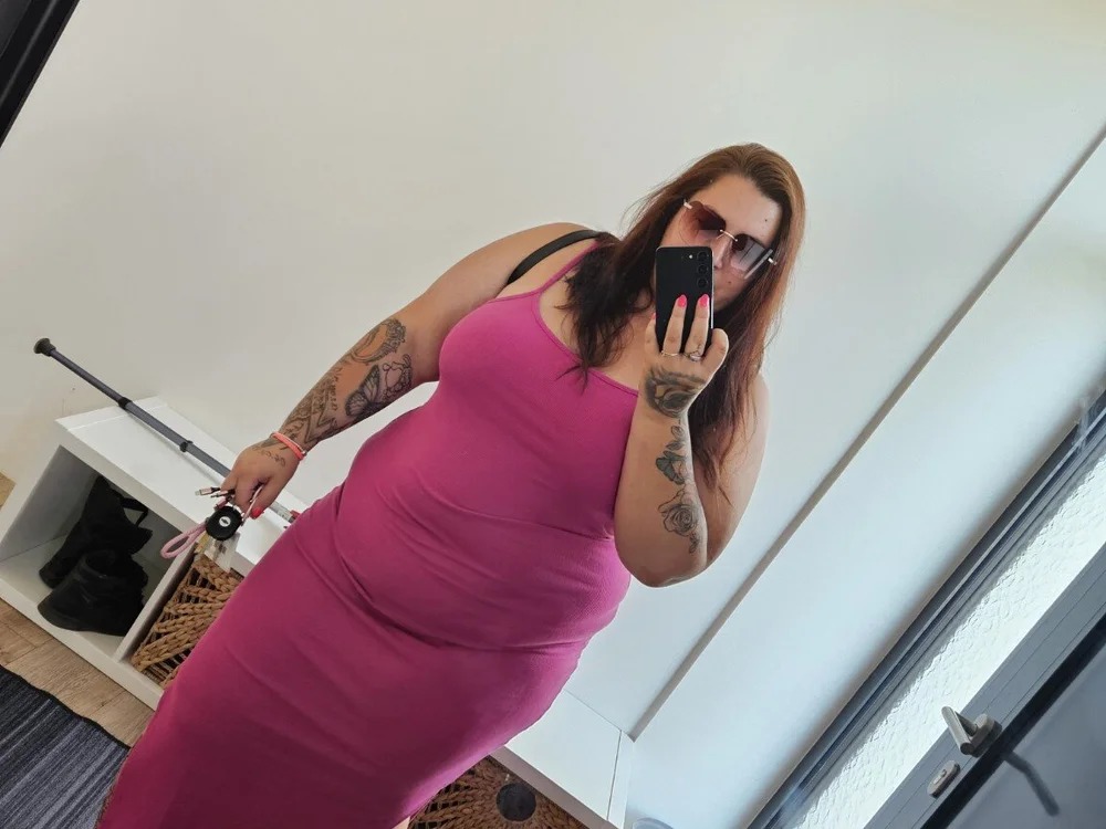 PinkNailsLive