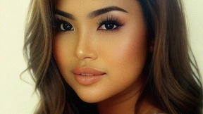 playfull-shemale-savanna