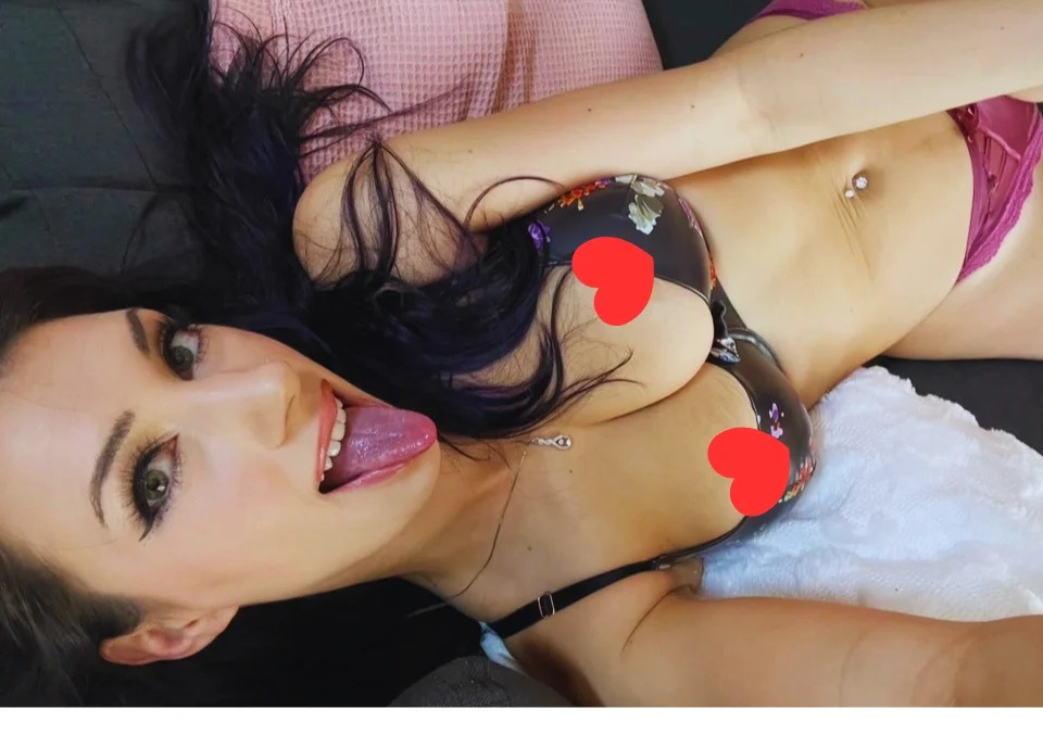 Queen-Reya