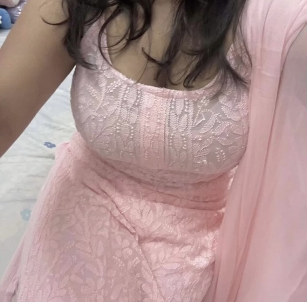 Radhika_xx2