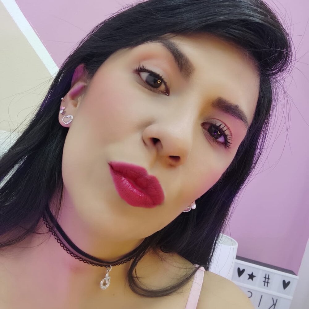 aisha_latina