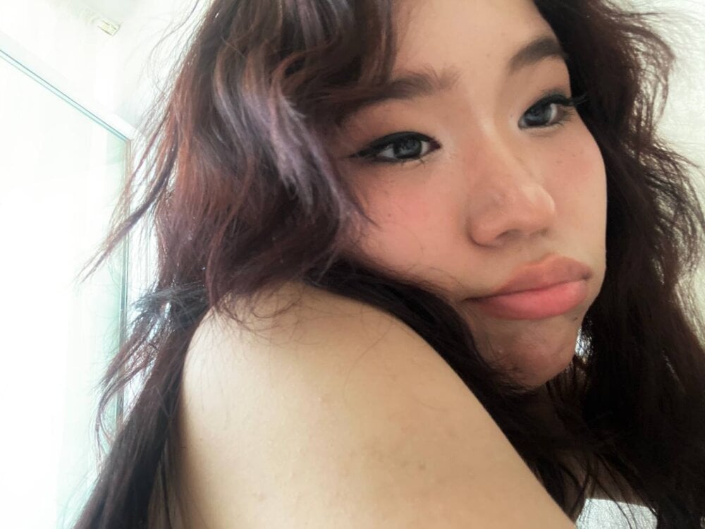kim_sua
