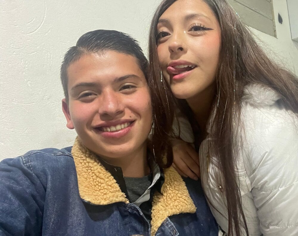kinkypetite1