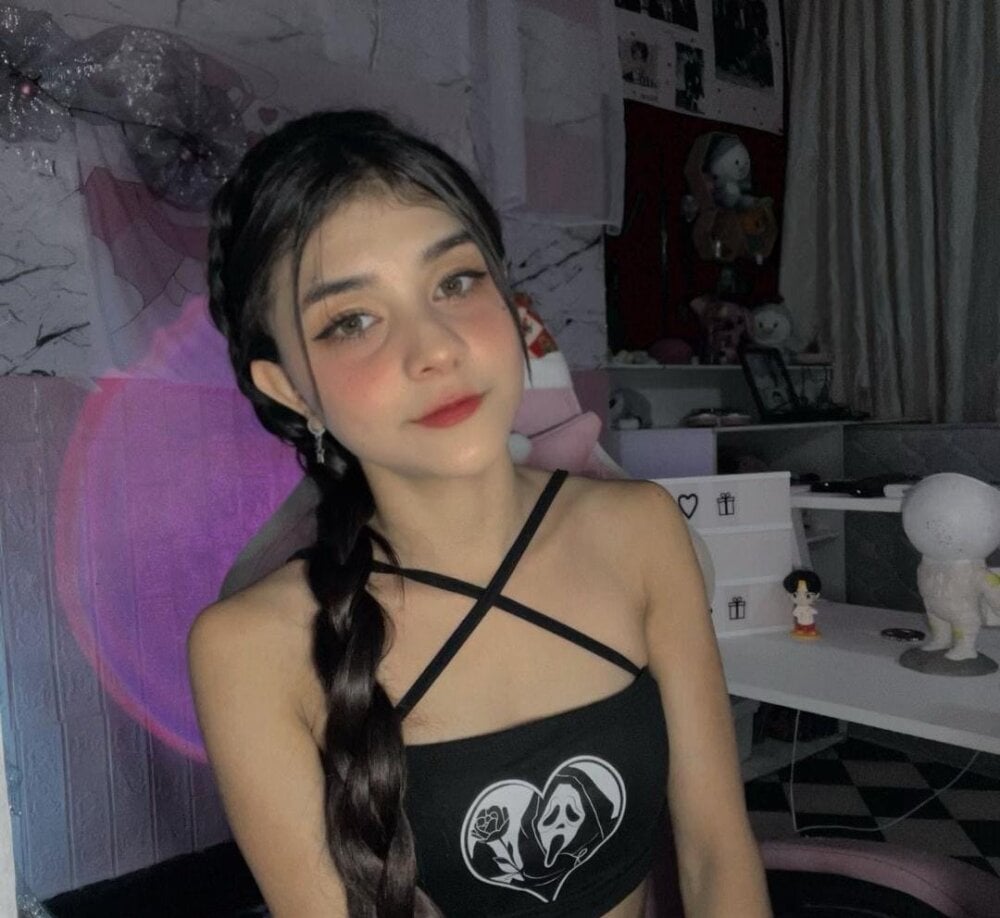 mynxii_petite