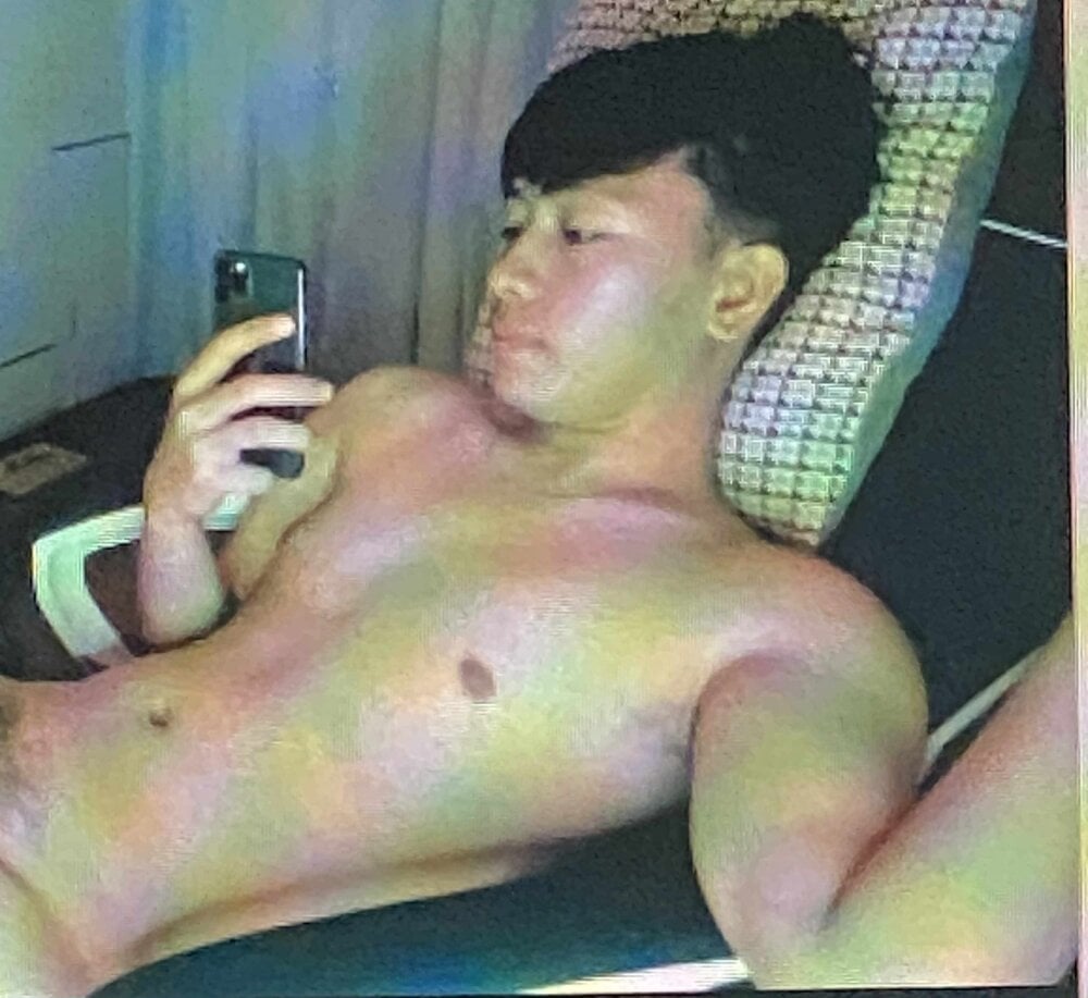 niel_cumshow