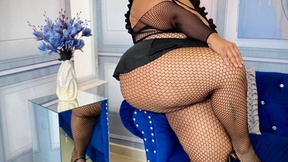 pervert-extrabigboobs