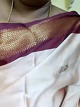 priya_anu