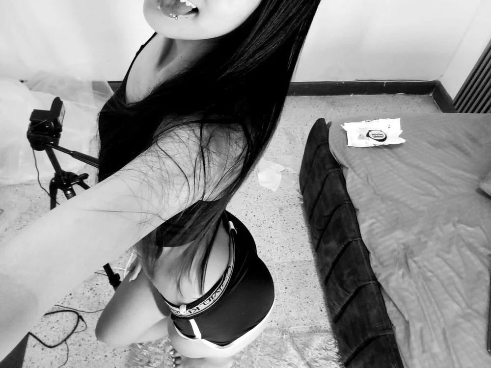 roxy_dance_hots